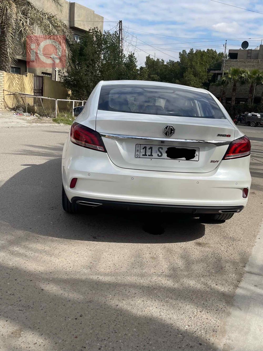 ئێم جی 6